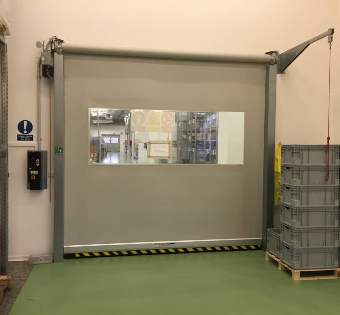 Rychloběžná průmyslová vrata